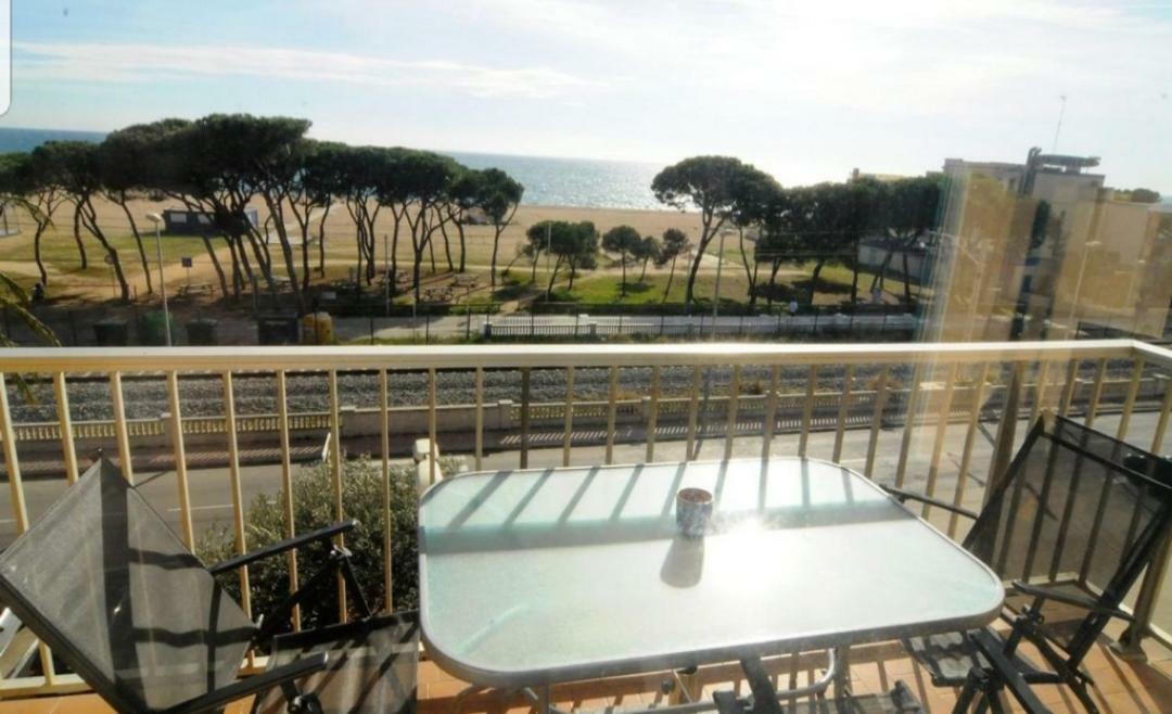 Apartamento Malgrat De Mar Exterior foto